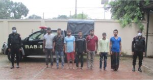 বিকাশের কর্মকর্তা পরিচয়, দিয়ে, প্রতারণা, গ্রেফতার ৭, তরুণ