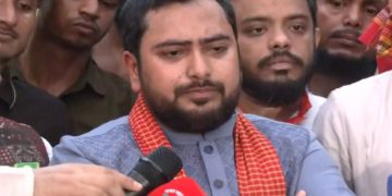 সরকারকে জনগণের বকেয়া পরিশোধের আহ্বান নাহিদ ইসলামের