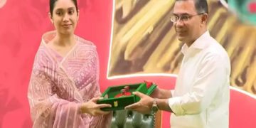 স্বাধীনতা পুরস্কার-২০২৬ প্রাপ্তদের হাতে পদক তুলে দিলেন প্রধানমন্ত্রী